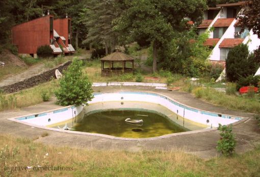 Grave_Expectations PennHills5